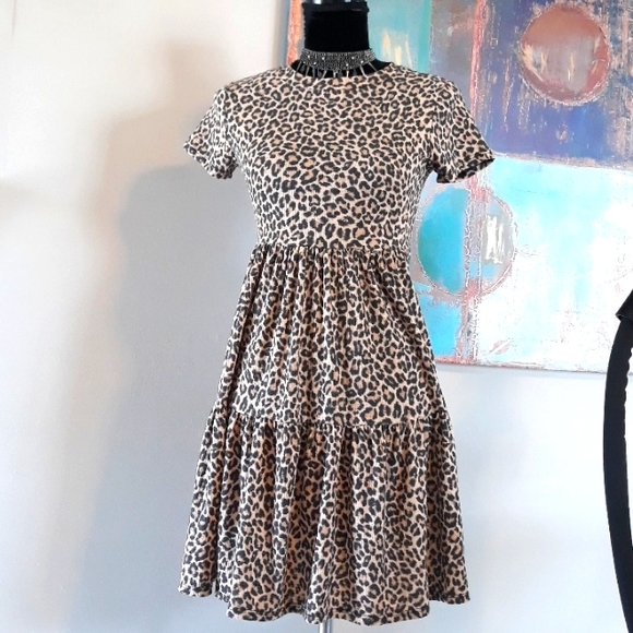 Jessica Simpson Cheetah Print Baby Doll Dress/ Dress Ruffled Bottom Size M /NWT - Picture 4 of 11